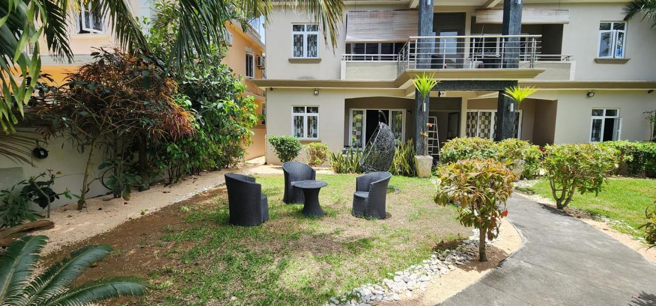 Number 5, Pebble Bay Appartments * Grand Baie