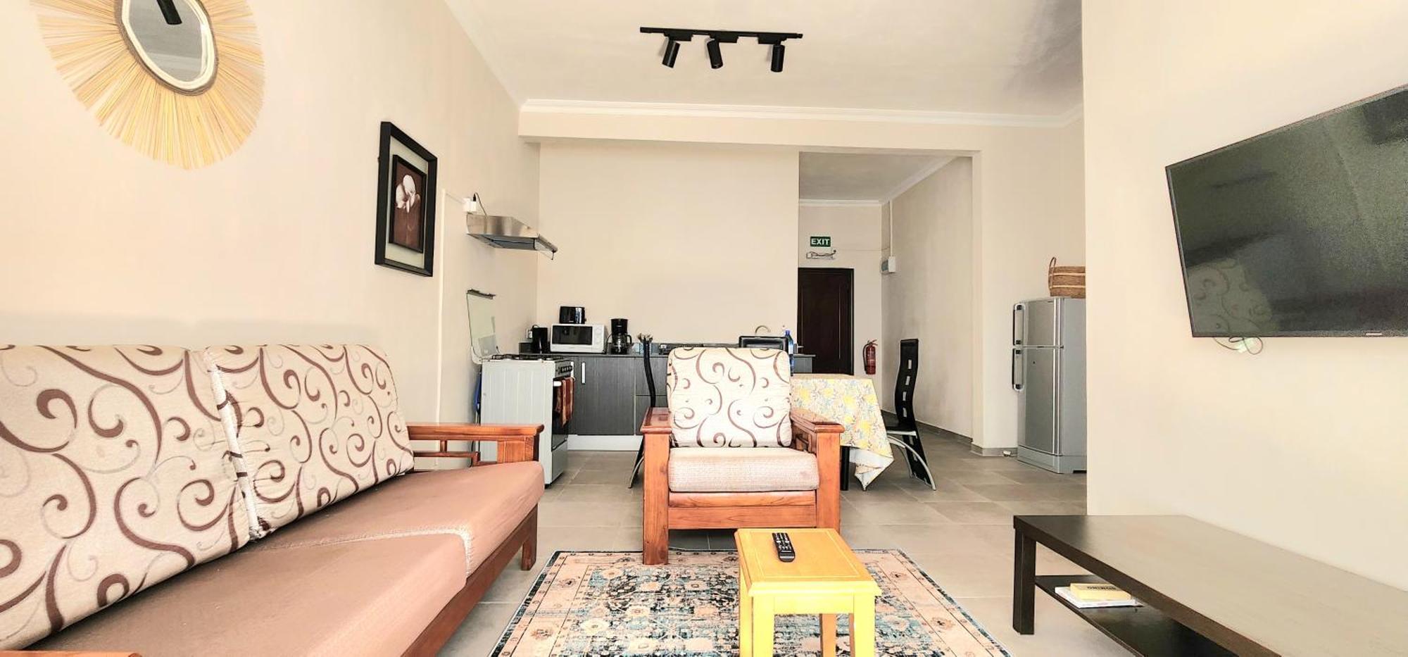 Apartment Number 5, Pebble Bay Appartments *